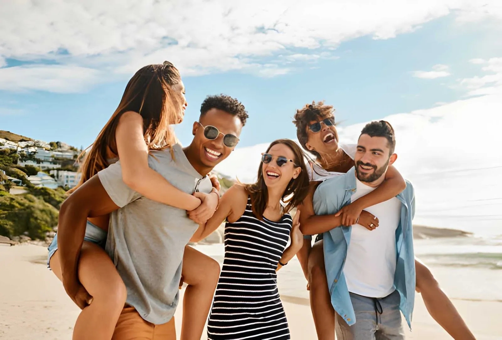 Happy Friends Hangout